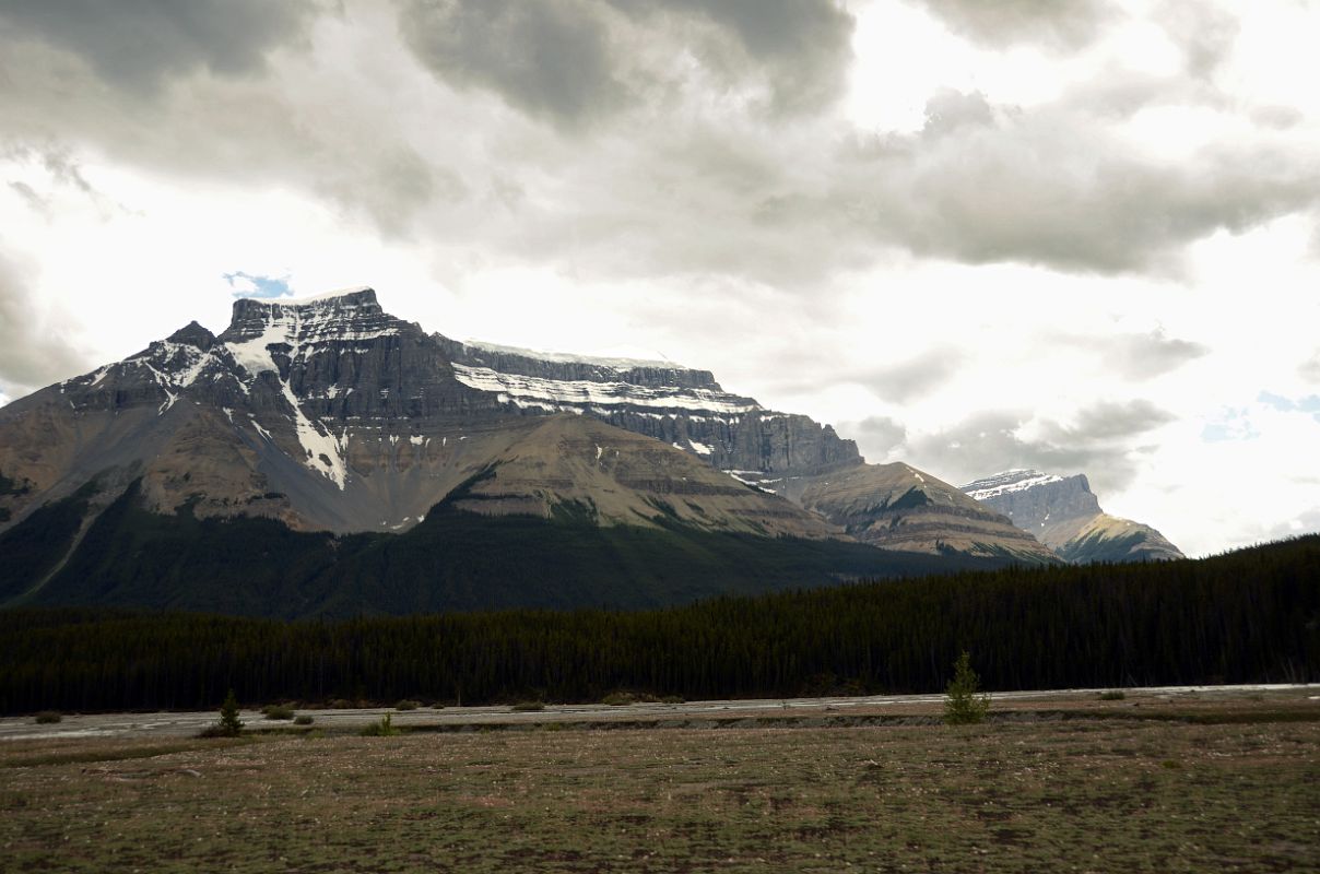 05-S Mount Amery In Summer From Icefields Parkway